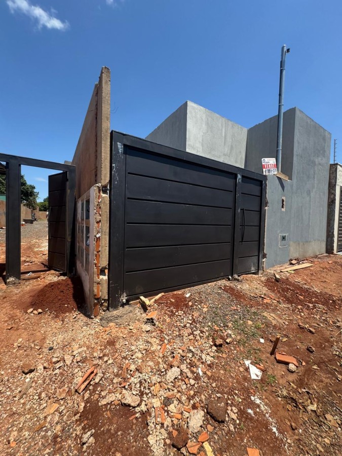 Casa à venda com 2 quartos, 1 banheiro, 1 vaga e 48m² no Vila Nasser, Campo Grande — foto principal